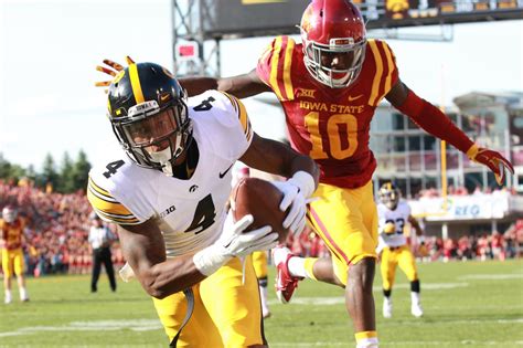 what's the score of the illinois iowa state game|illinois iowa game today.